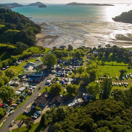 Coromandel Shelly Beach Top 10 Holiday Park Bagian luar foto