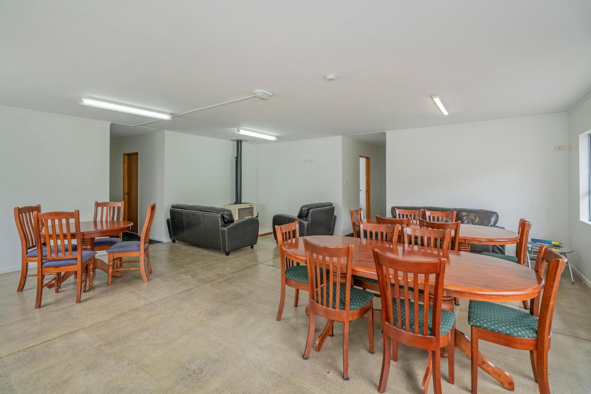 Coromandel Shelly Beach Top 10 Holiday Park Bagian luar foto