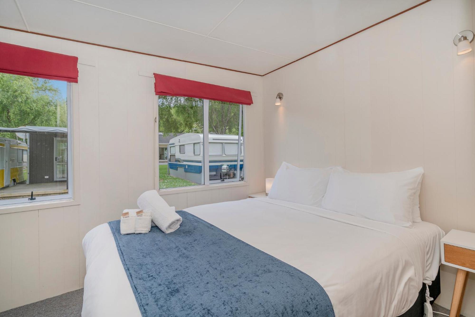 Coromandel Shelly Beach Top 10 Holiday Park Bagian luar foto