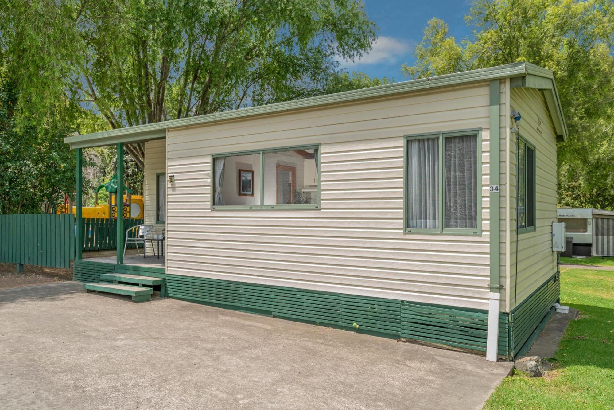 Coromandel Shelly Beach Top 10 Holiday Park Bagian luar foto