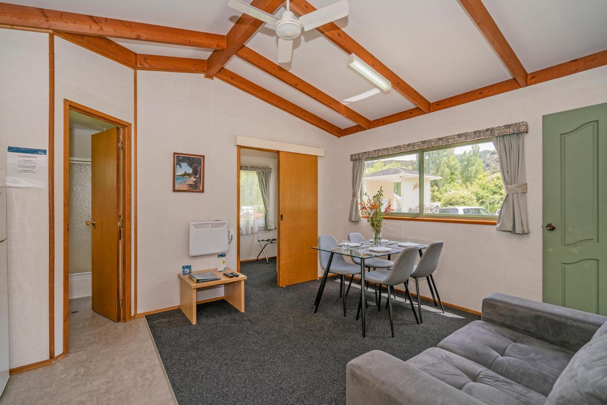 Coromandel Shelly Beach Top 10 Holiday Park Bagian luar foto