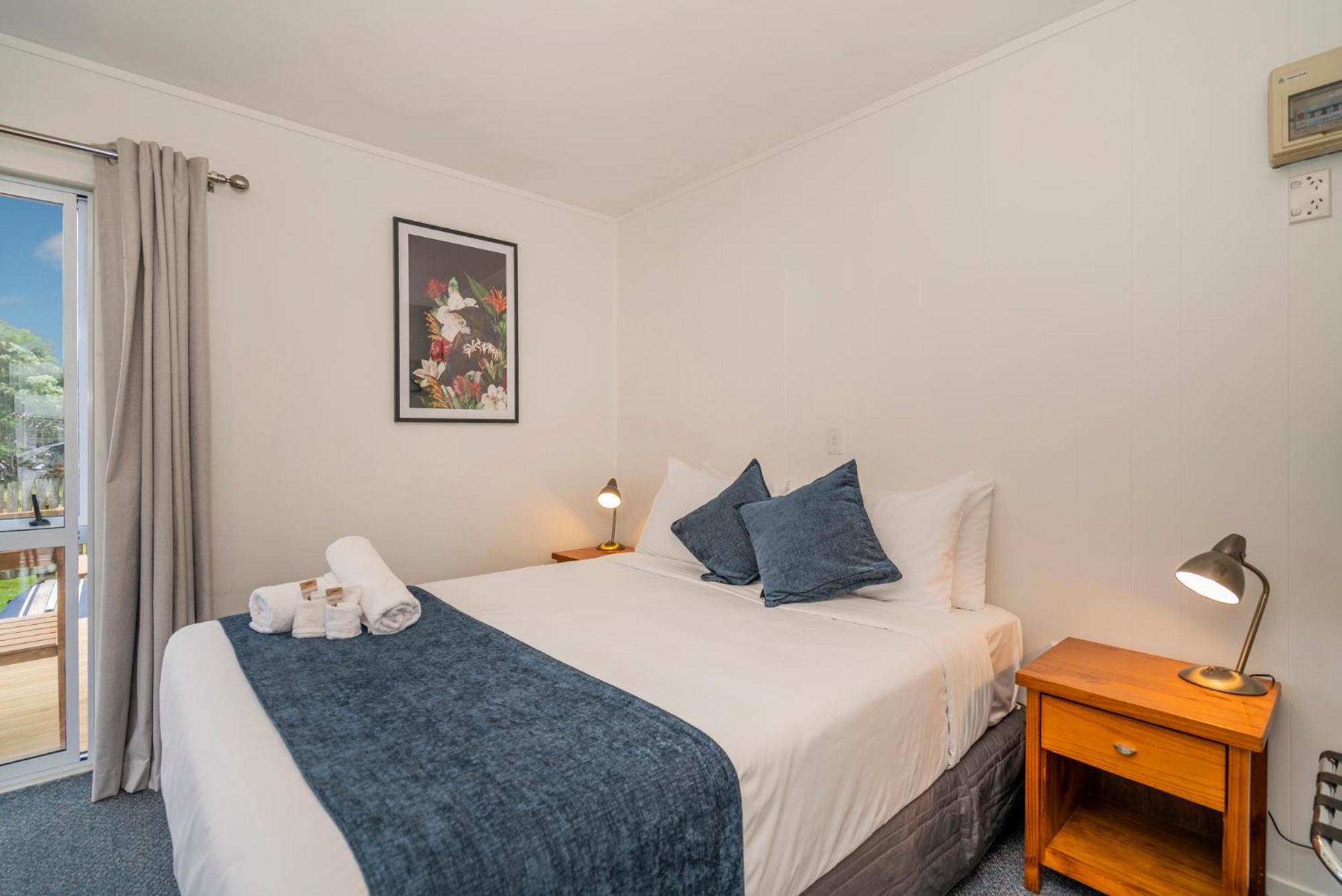 Coromandel Shelly Beach Top 10 Holiday Park Ruang foto