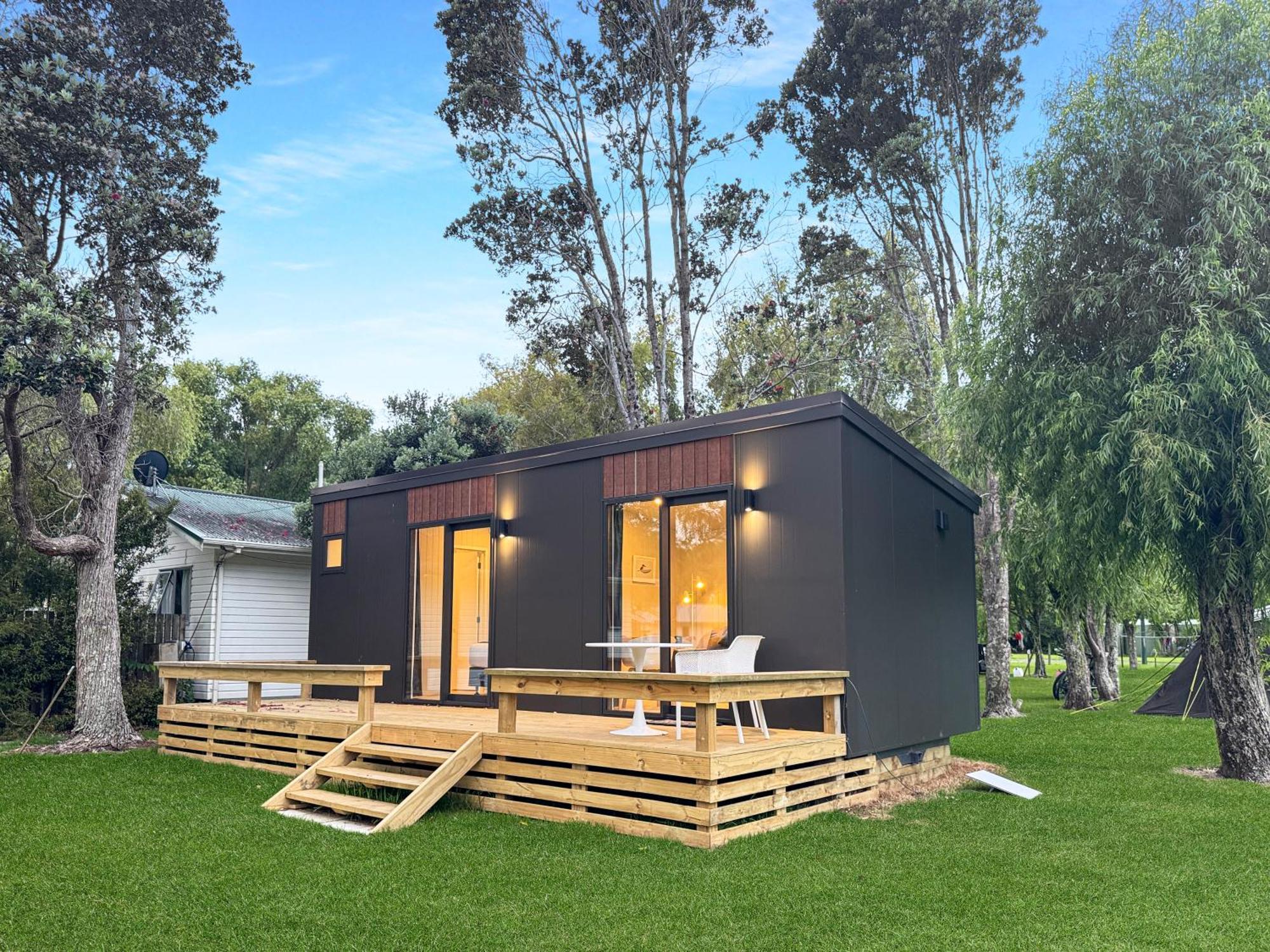 Coromandel Shelly Beach Top 10 Holiday Park Bagian luar foto