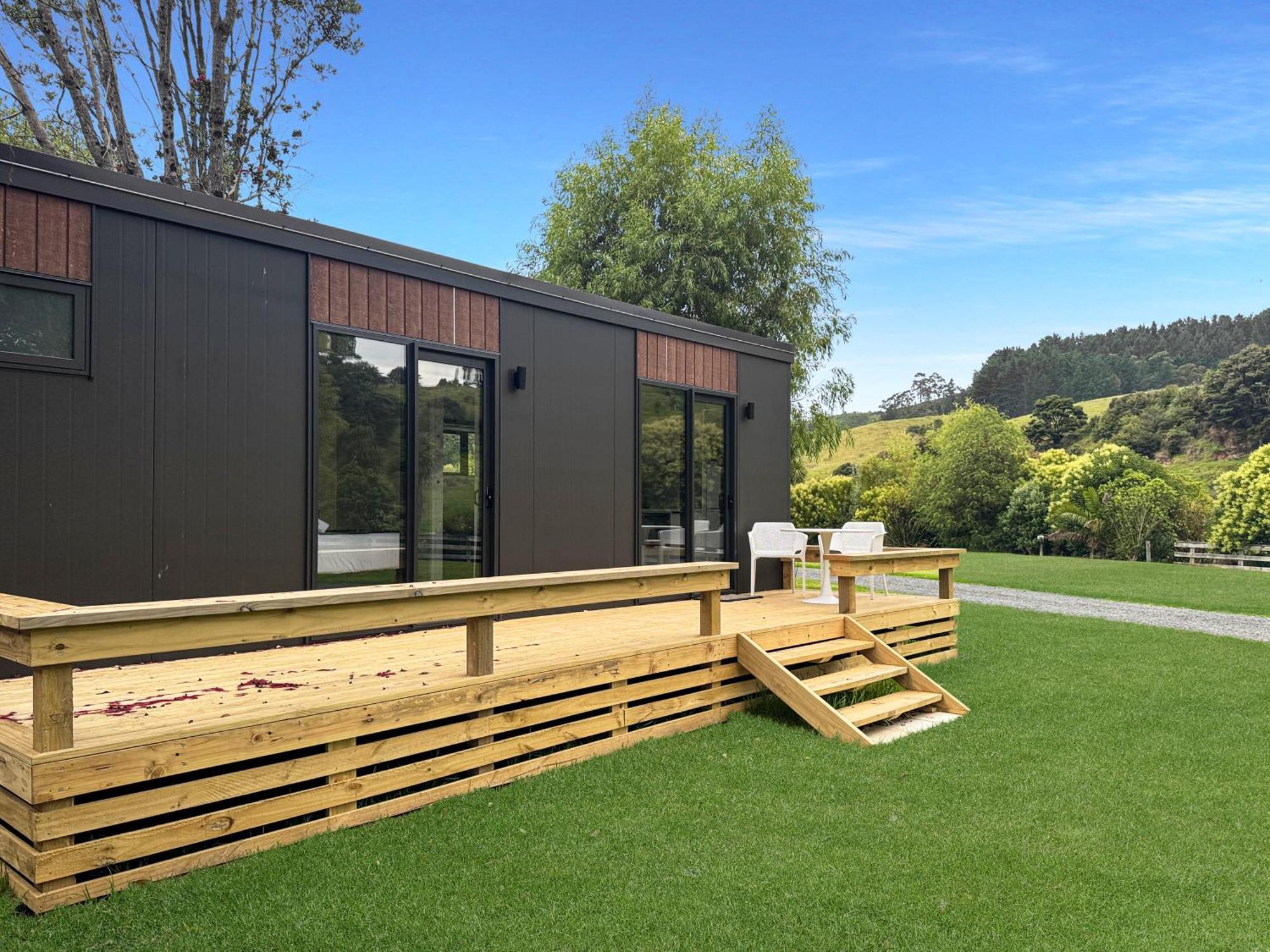 Coromandel Shelly Beach Top 10 Holiday Park Bagian luar foto